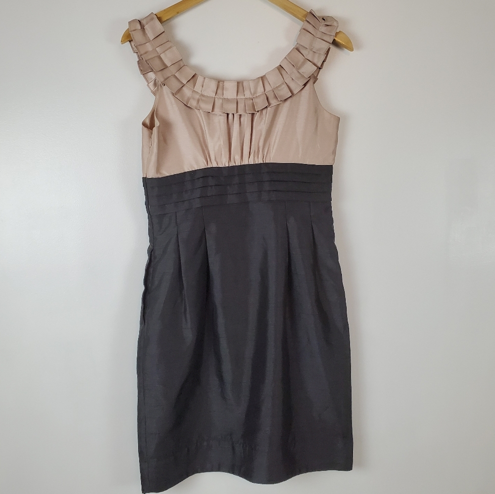 Jessica Howard black and tan cocktail dress